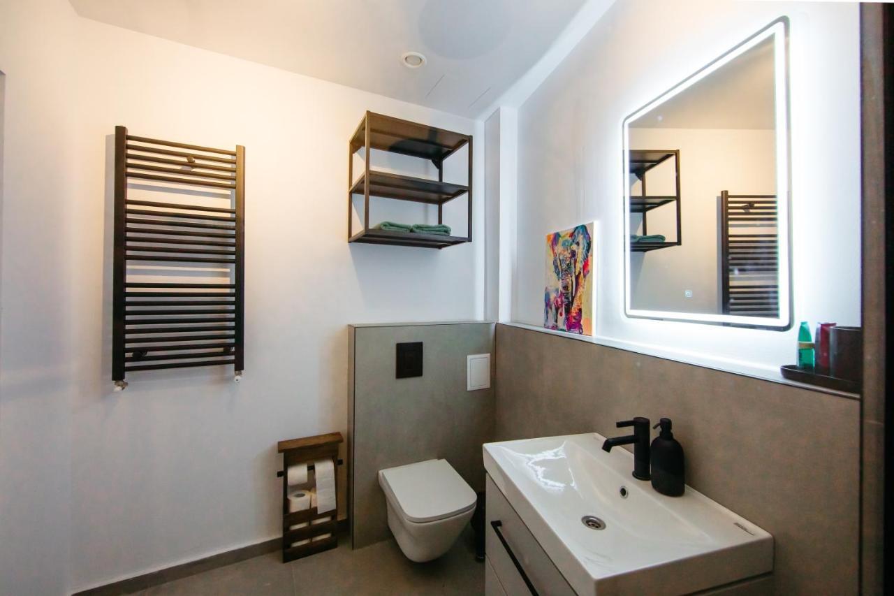 Mountain Retreat Apartment Sinaia Bagian luar foto