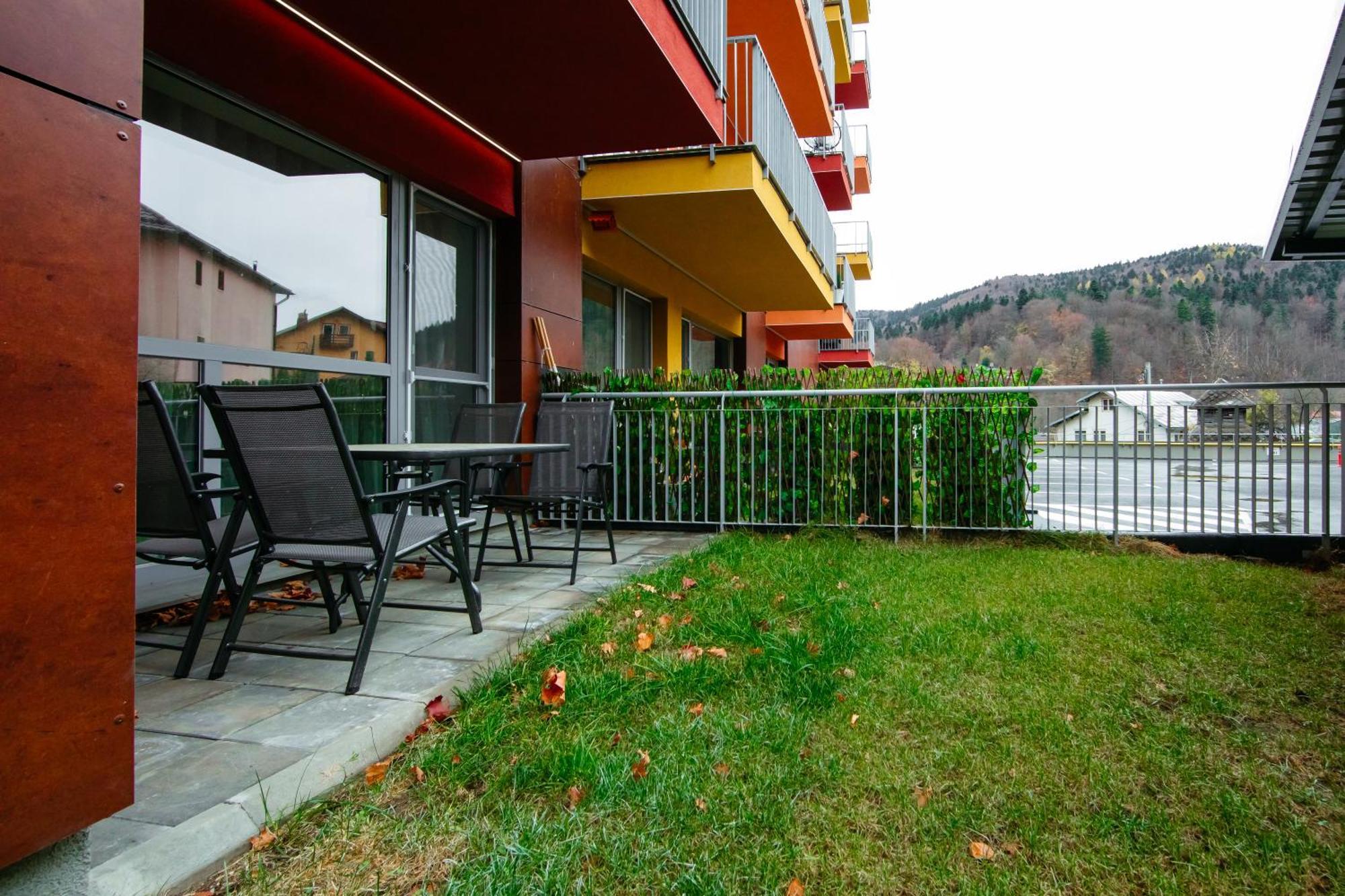 Mountain Retreat Apartment Sinaia Bagian luar foto
